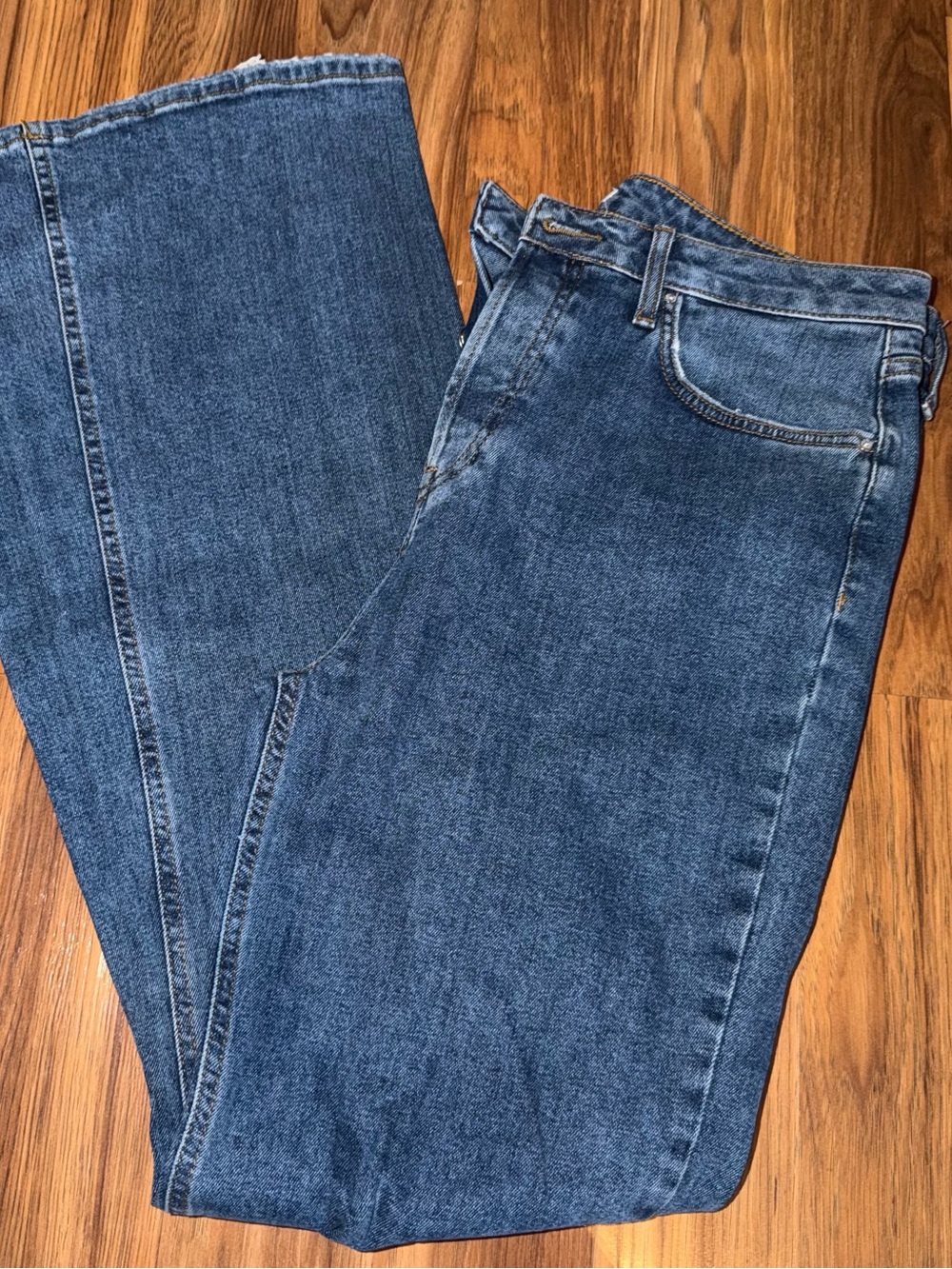 NWOT Forever 21 Classic Blue Denim Jeans